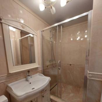 Продается Многокомнатная квартира, 147 м²