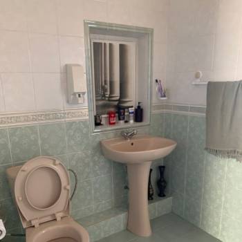 Продается Многокомнатная квартира, 176 м²