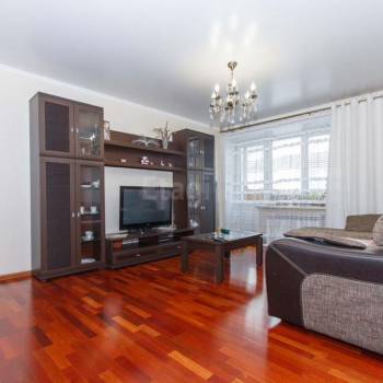 Продается Многокомнатная квартира, 74 м²