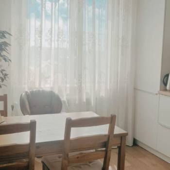 Продается 1-комнатная квартира, 43 м²