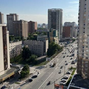 Продается Многокомнатная квартира, 87,9 м²