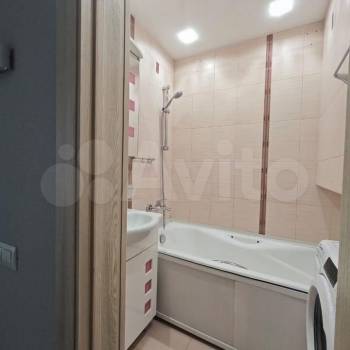 Продается 3-х комнатная квартира, 64 м²