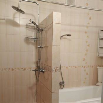 Продается 1-комнатная квартира, 52 м²