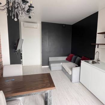 Продается 1-комнатная квартира, 44 м²