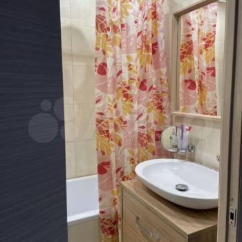 Продается 3-х комнатная квартира, 62 м²