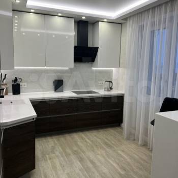 Продается 3-х комнатная квартира, 92 м²