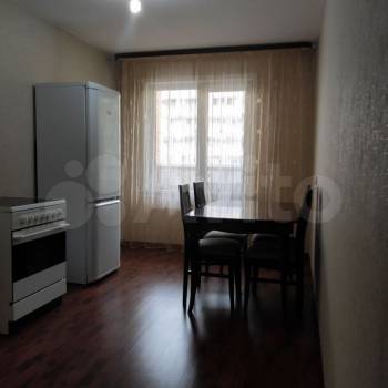 Продается 1-комнатная квартира, 38,5 м²