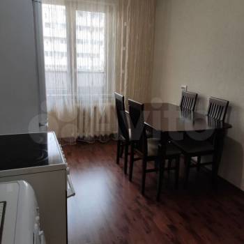 Продается 1-комнатная квартира, 38,5 м²