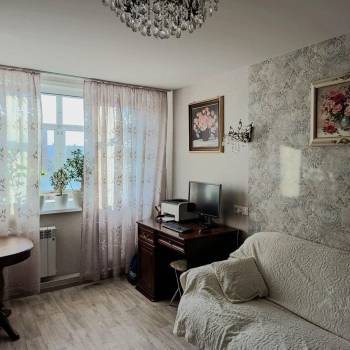 Продается 3-х комнатная квартира, 58 м²