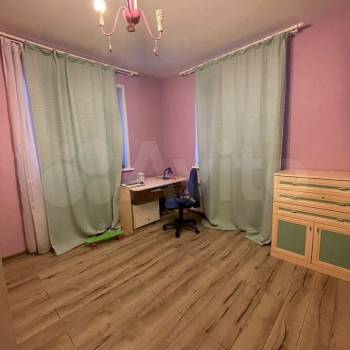 Продается 3-х комнатная квартира, 121 м²