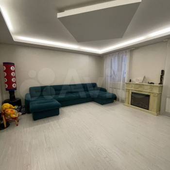 Продается 3-х комнатная квартира, 121 м²