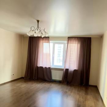 Сдается 2-х комнатная квартира, 74 м²