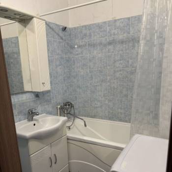 Продается 2-х комнатная квартира, 57 м²