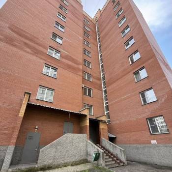 Продается Многокомнатная квартира, 83,6 м²