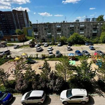 Продается Многокомнатная квартира, 79,4 м²