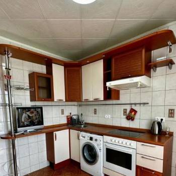 Продается Многокомнатная квартира, 79,4 м²