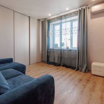 Сдается Многокомнатная квартира, 60 м²