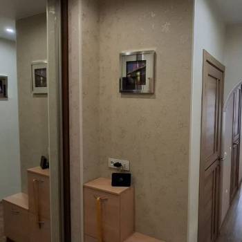 Продается 1-комнатная квартира, 41 м²