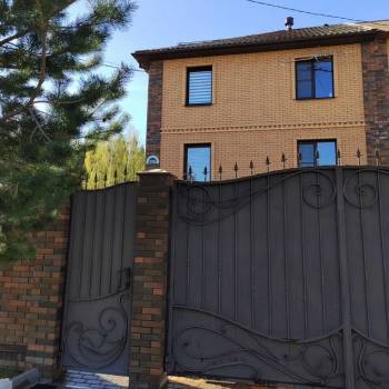 Продается Дом, 210 м²