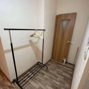 Продается 1-комнатная квартира, 36 м²