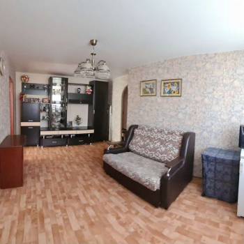 Продается Многокомнатная квартира, 64 м²