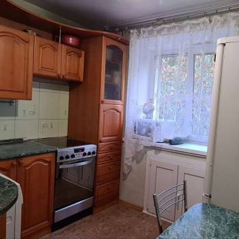 Продается Многокомнатная квартира, 64 м²