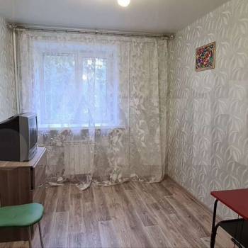 Продается Многокомнатная квартира, 64 м²