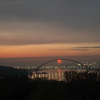 Продается 2-х комнатная квартира, 72 м²