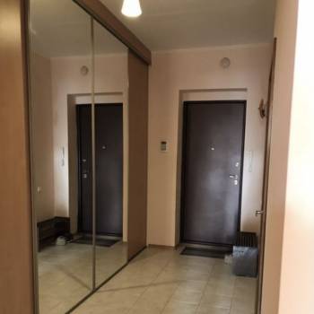 Сдается 1-комнатная квартира, 60 м²