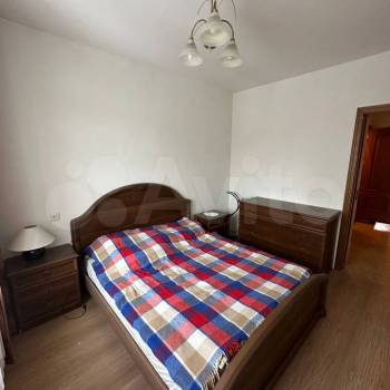 Продается Многокомнатная квартира, 100 м²