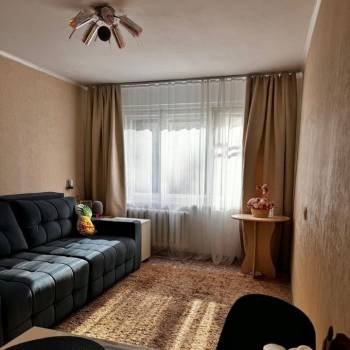 Продается 3-х комнатная квартира, 62 м²