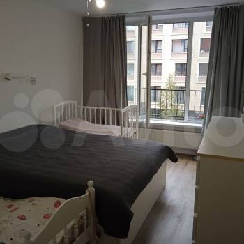 Продается 1-комнатная квартира, 53 м²