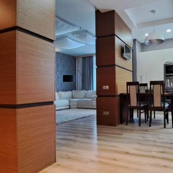 Продается 3-х комнатная квартира, 124 м²