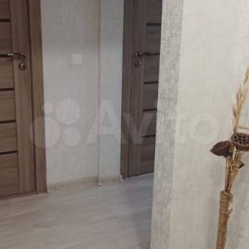 Продается 1-комнатная квартира, 49 м²