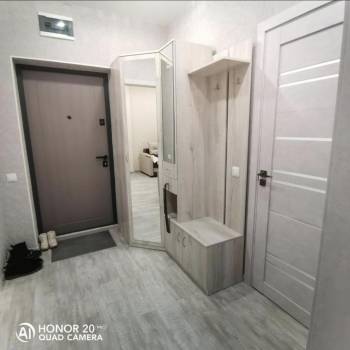 Продается 1-комнатная квартира, 37 м²