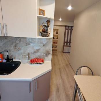 Продается 3-х комнатная квартира, 58 м²