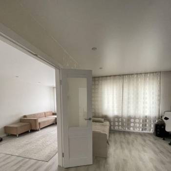 Продается Многокомнатная квартира, 104 м²