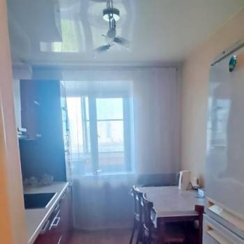 Сдается Многокомнатная квартира, 60 м²