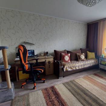 Продается Многокомнатная квартира, 92,8 м²