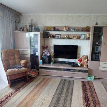 Продается Многокомнатная квартира, 92,8 м²