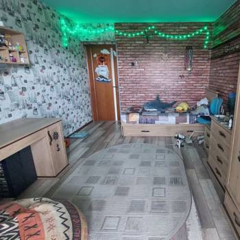 Продается Многокомнатная квартира, 92,8 м²