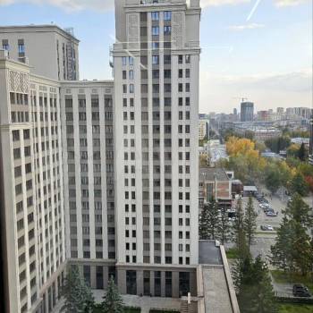 Продается 2-х комнатная квартира, 543 м²