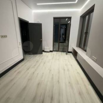 Продается 2-х комнатная квартира, 543 м²