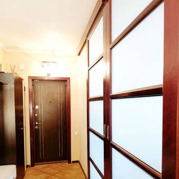 Продается Многокомнатная квартира, 80 м²