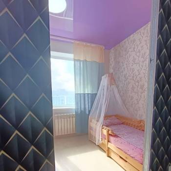 Продается 1-комнатная квартира, 48 м²