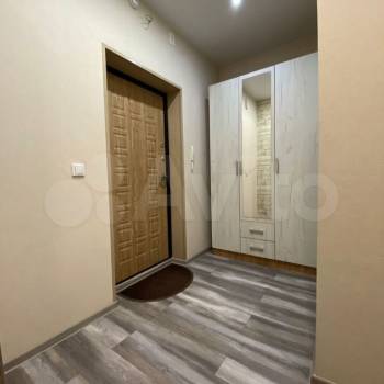 Продается 1-комнатная квартира, 35 м²