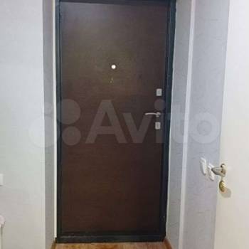 Продается 1-комнатная квартира, 35 м²