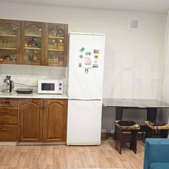 Продается 1-комнатная квартира, 35 м²