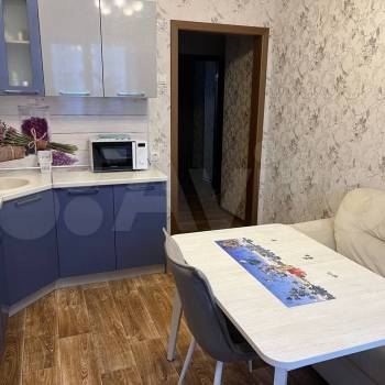 Продается 1-комнатная квартира, 41,5 м²