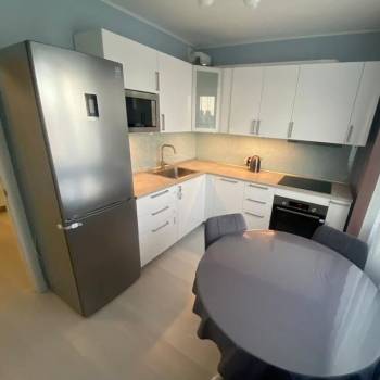 Сдается 2-х комнатная квартира, 56,6 м²